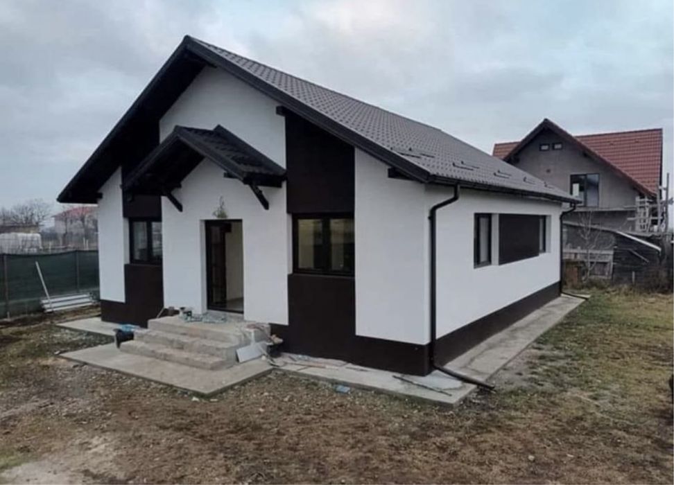 Cabane si Case din panouri sandwich de locuit