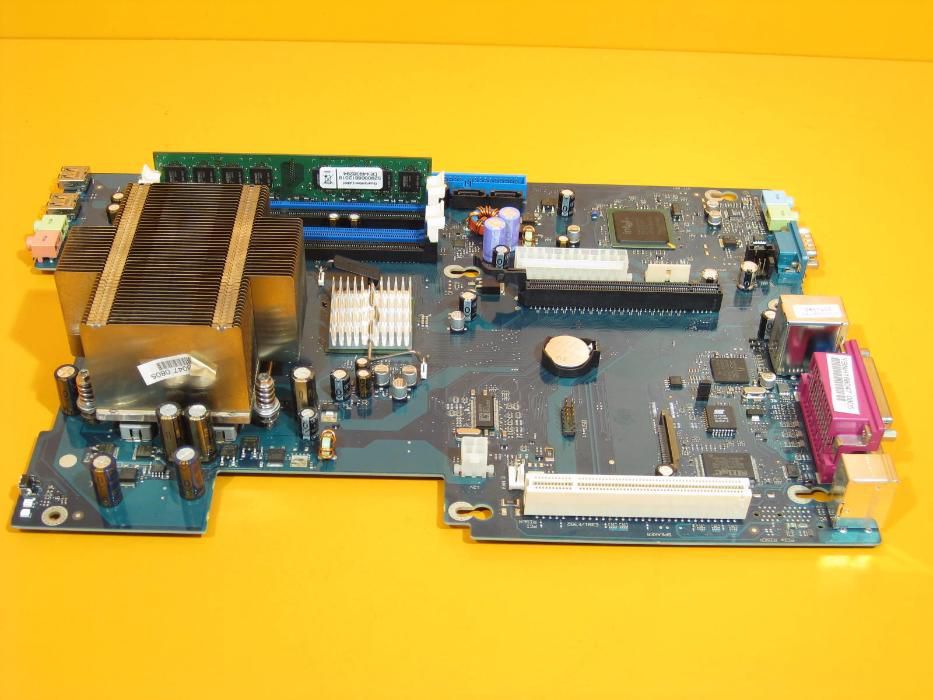 Kit Fujitsu Siemens D1844 + Procesor + Ram