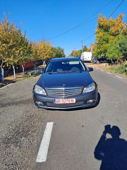 Mercedes-Benz C Mercedes Benz w204, nr valabile înca doua luni