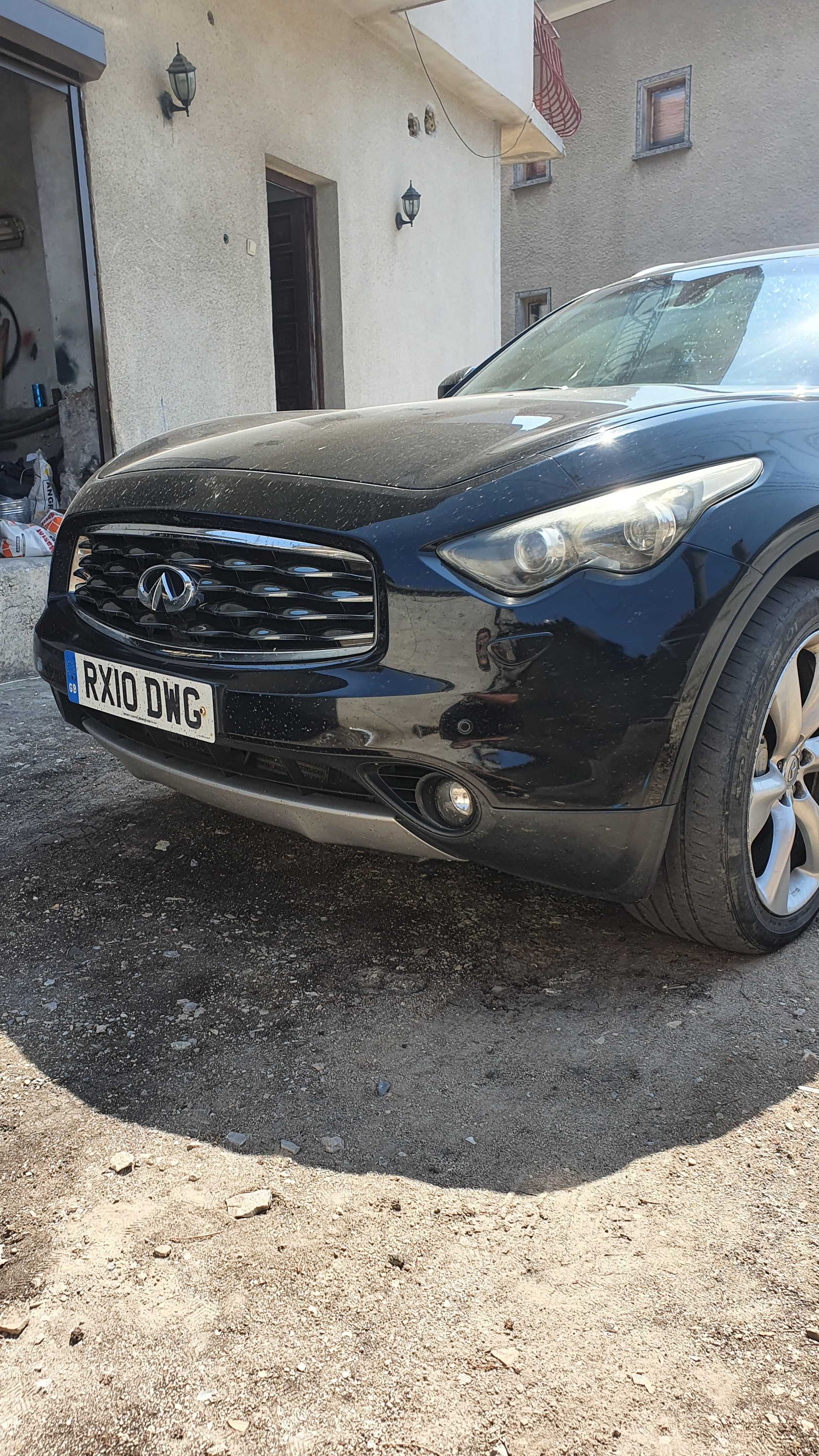 Infiniti fx30d  на части