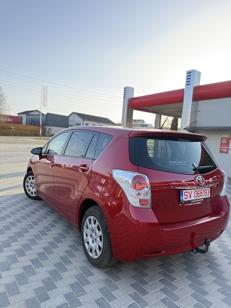 Toyota verso 2013