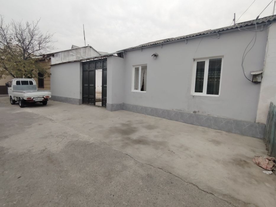 Уй Сотилади Ойбекда