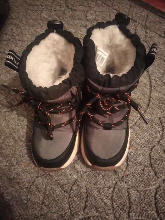 Продам обувь 23 размер.зима.