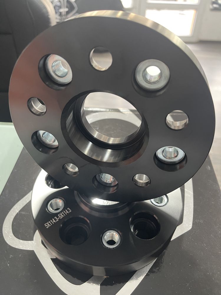 2 Distantieri 25 mm Dacia Duster 5x114.3