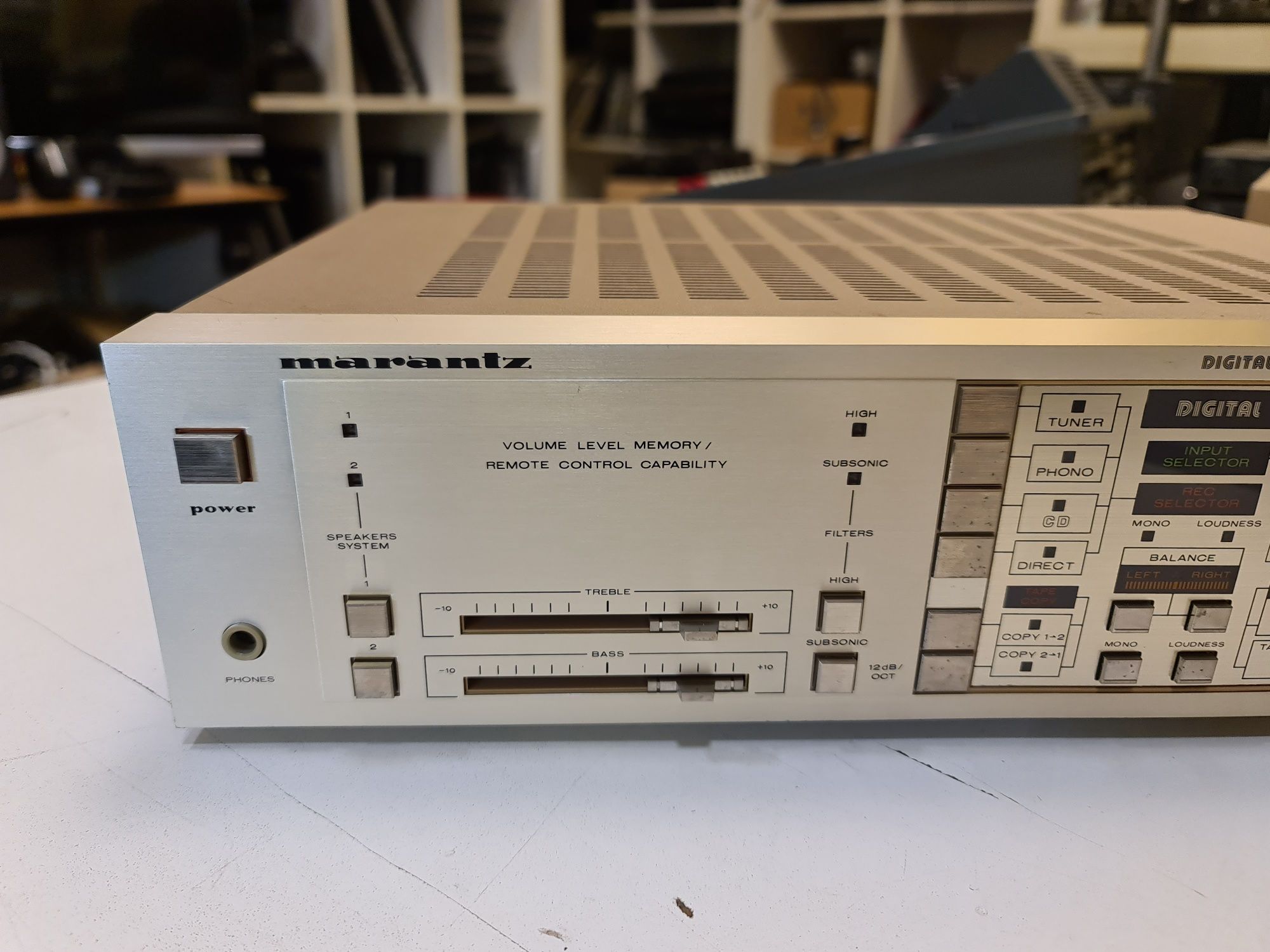 Marantz pm 630 monitor amplifier