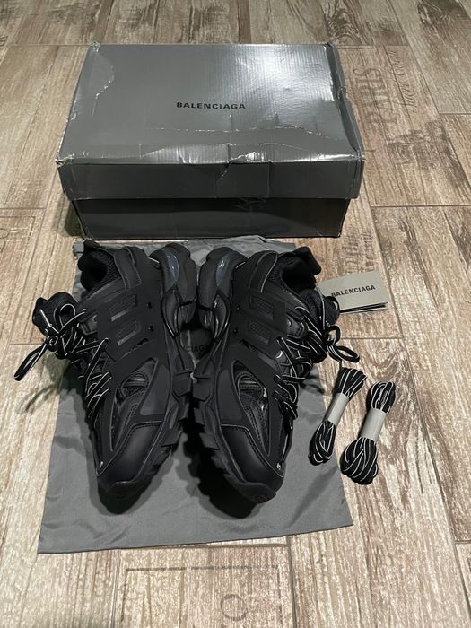 Balenciaga Track