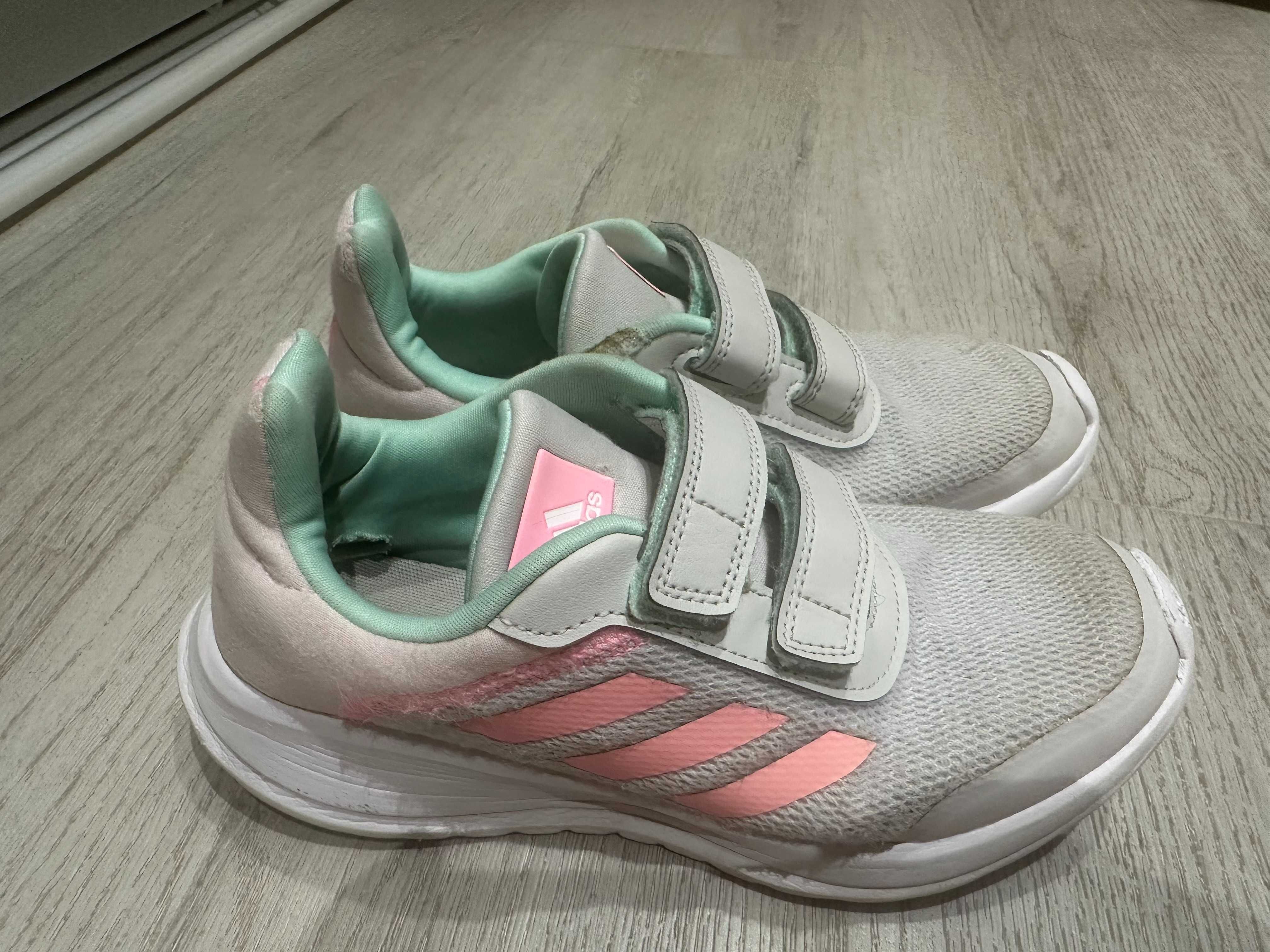 Детски маратонки Adidas номер 35