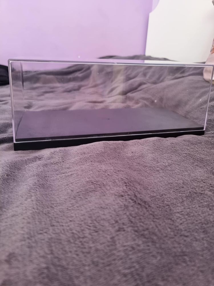 Clear cover  1:18  minichamps прозрачен дисплей