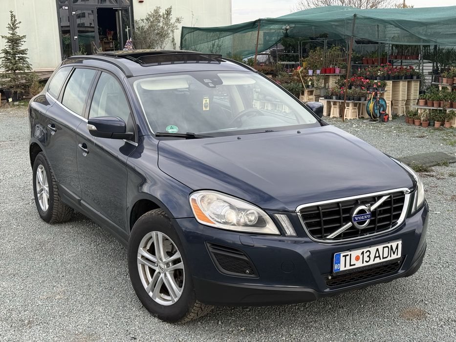 Volvo Xc60•2013•2.4Diesel•Automat•Panoramic•Xenon•Rate•Variante