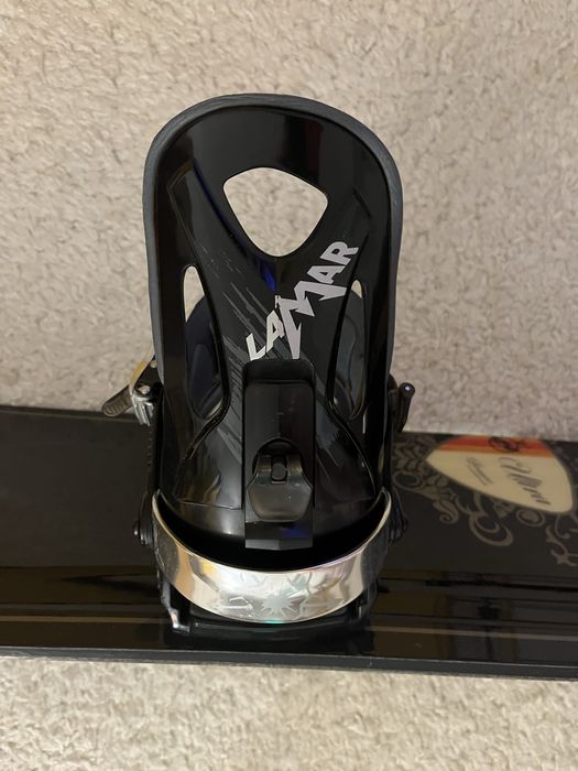 Snowboard Lamar cu legaturi Lamar