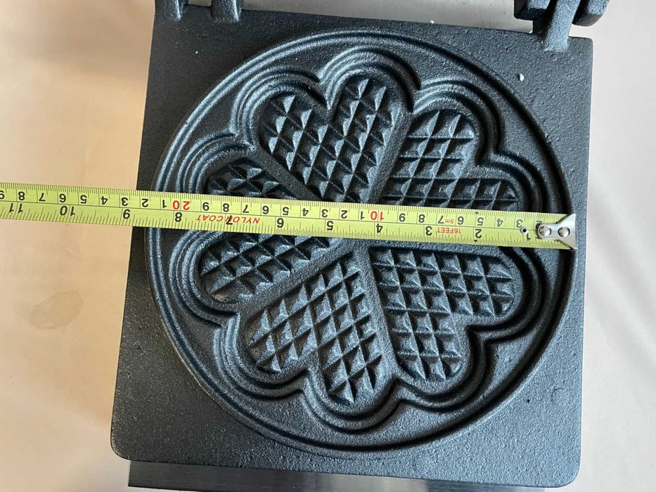 Професионален Елект.Гофретник Waffle Детелина Ф21 cm