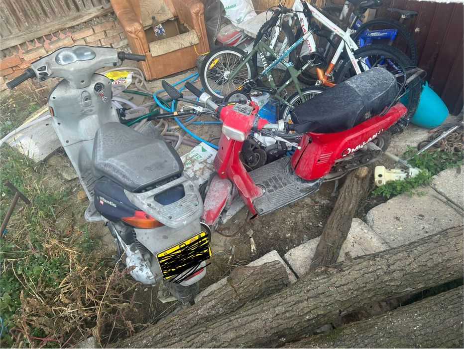 Scutere perfect fuctionale mai multe detali în privat