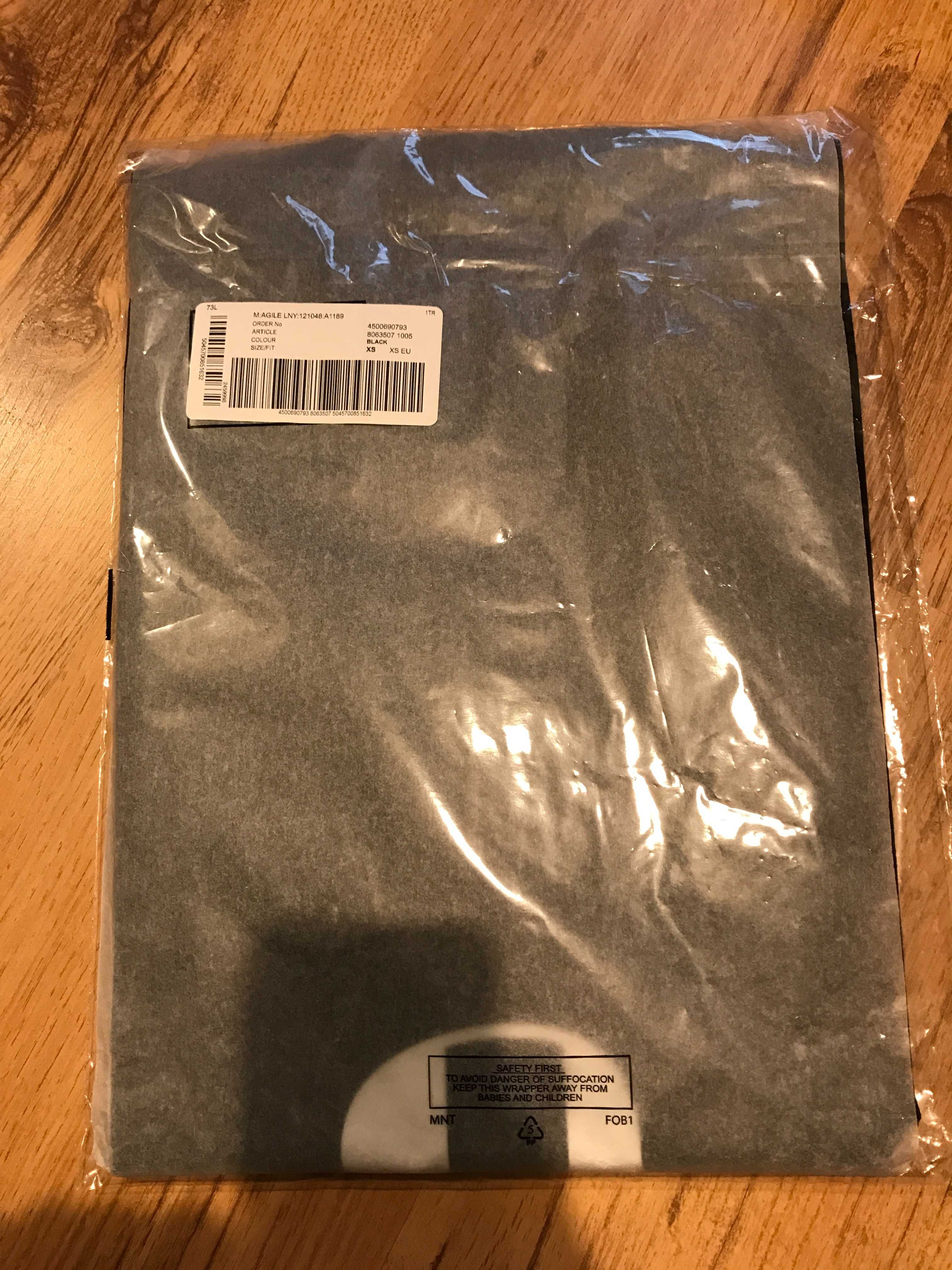 BURBERRY, Rabbit,ОРИГИНАЛНА тениска, oversized, размери: S, M и L