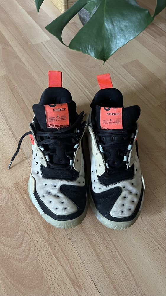 Sneakers Jordan Delta 2