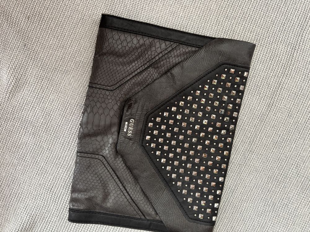 Дамски чанти Guess, Furla, Bvlgari, Calvin Klein, Pablo Baldini