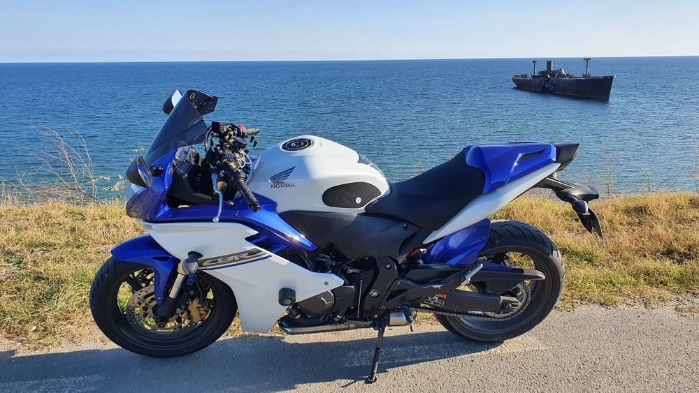 Honda CBR600F 2011