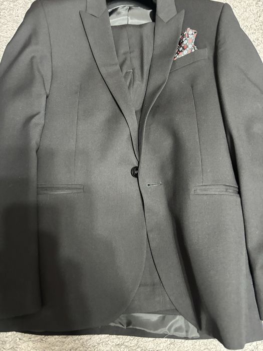 Costum Expresiv baieti negru nr.42