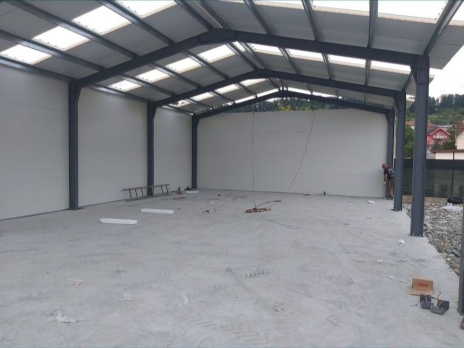 Vand hala pe structura metalica destinata pentru servicie auto,state