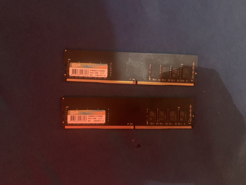2x8 GB Ram Silicon Power 2400Mhz DDR4 (Добро състояние)