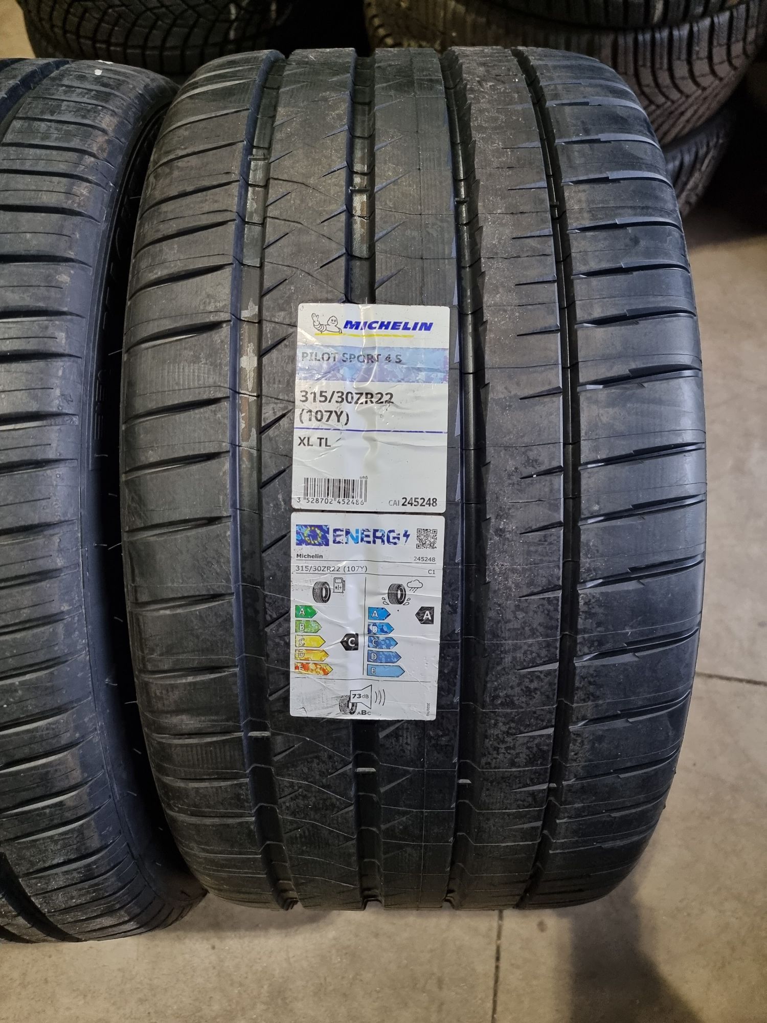 315/30/22//275/35/22 MICHELIN