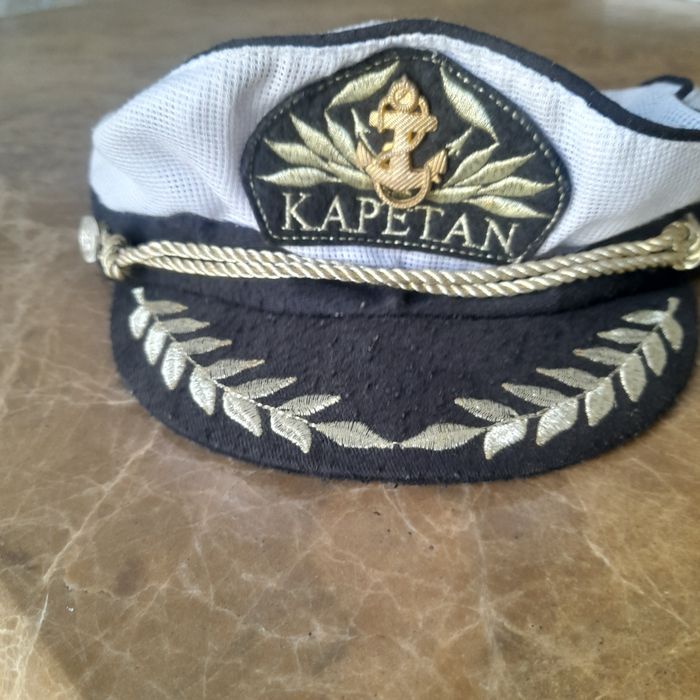 Классная фуражка