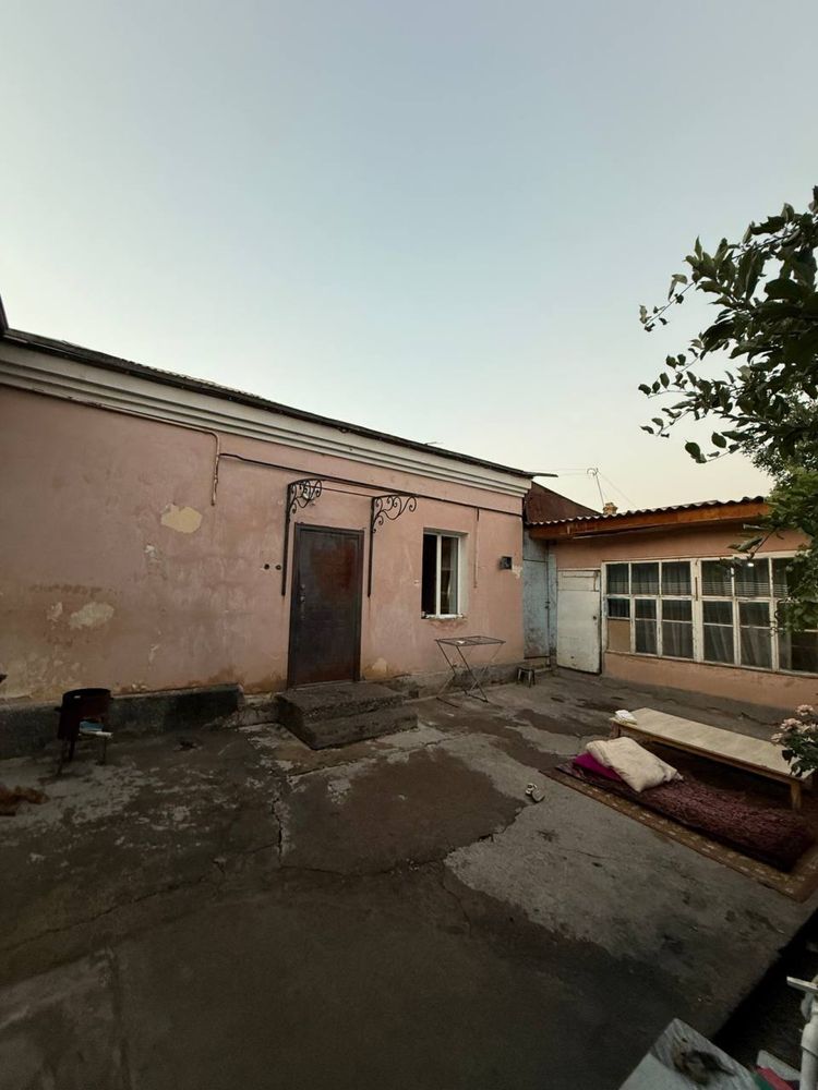 Химпосолок Прдаётся участок 3 сотки 3 комнаты вдоль дороги