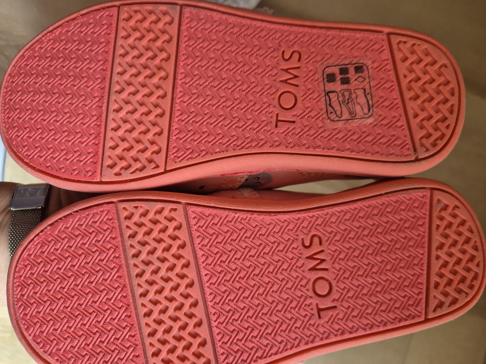 Еспадрили TOMS за момиче рр 26