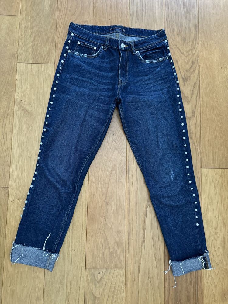 Дънки с перли Zara