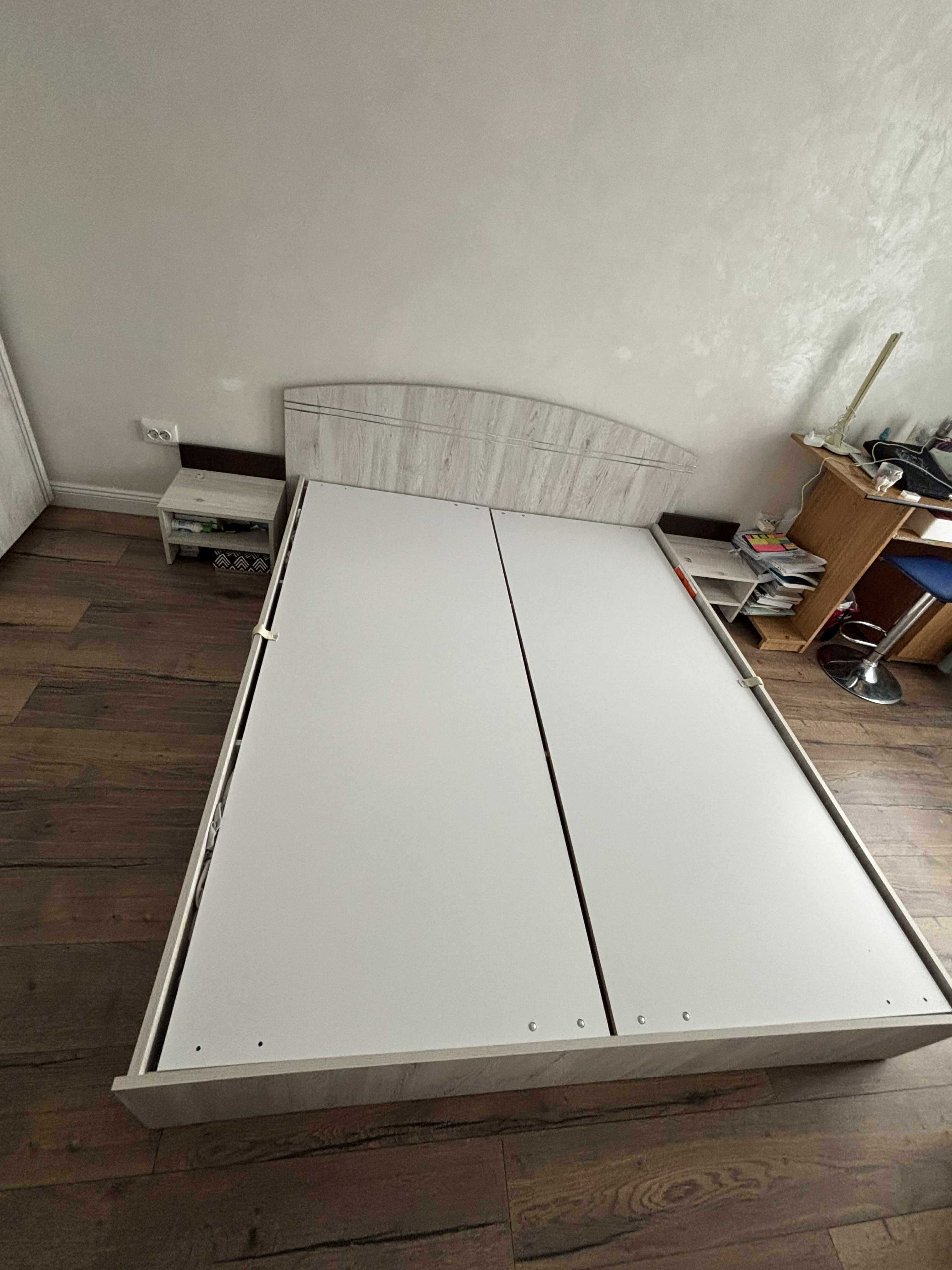 Pachet Dormitor pat/saltea/dulap/noptiere