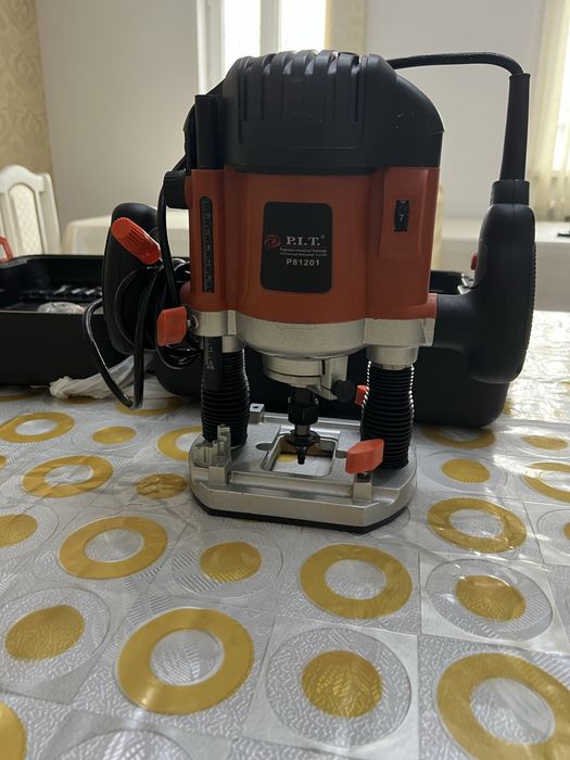 Станок состояние новое. В комплекте есть все.