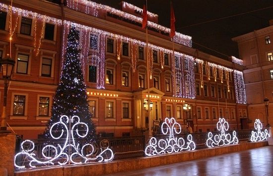 Новогодние оформления гирлянды  украшения