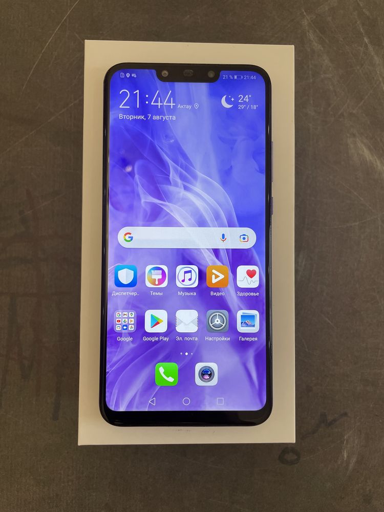 телефон HUAWEI nova 3