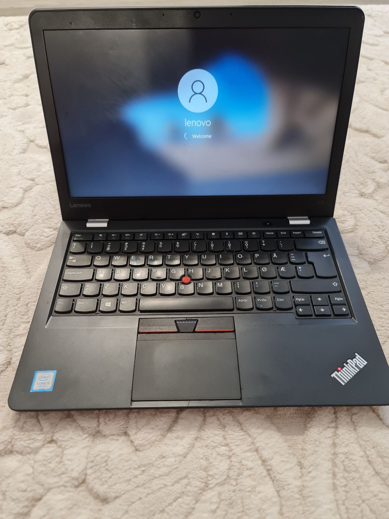 Laptop Lenovo 13 ,i3 gen7