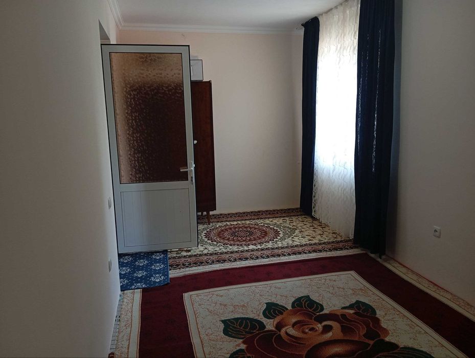 Продаётся 2х комнатная квартира на районе вокзала