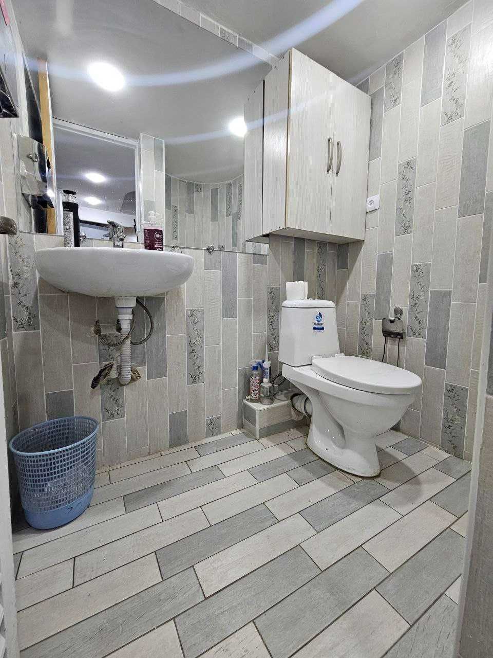 Продам готовый офис Ю/Абад, Телевышка, 57 м2, высокополочка