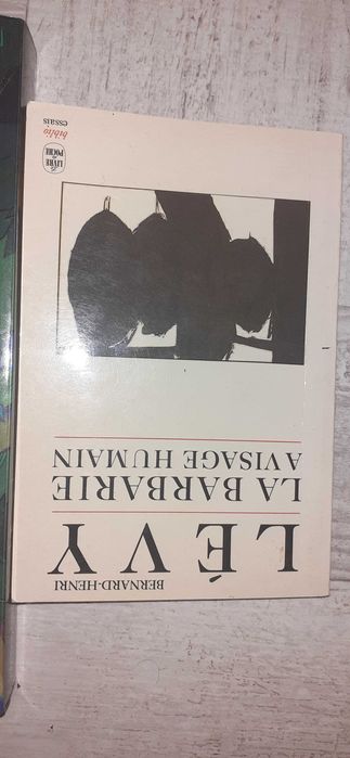 Peggy Sue et les fantomes + alte carti in franceza