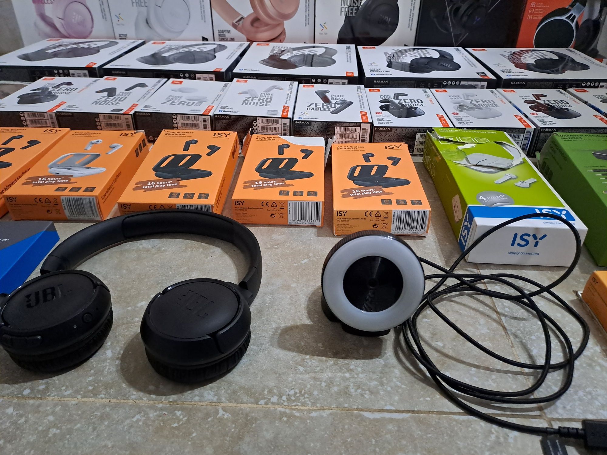 JBL casti wireless