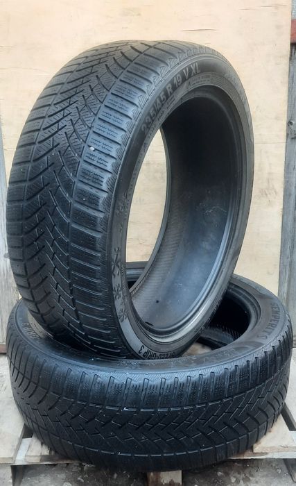 2 броя зимни гуми 235 45 19 Semperit пеефектни