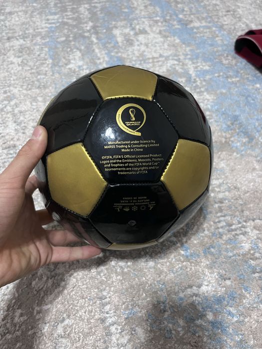 Колекционный мяч с чемпионата мира катар 2022