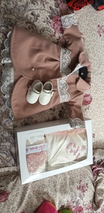 Rochita,trusou și lumanare