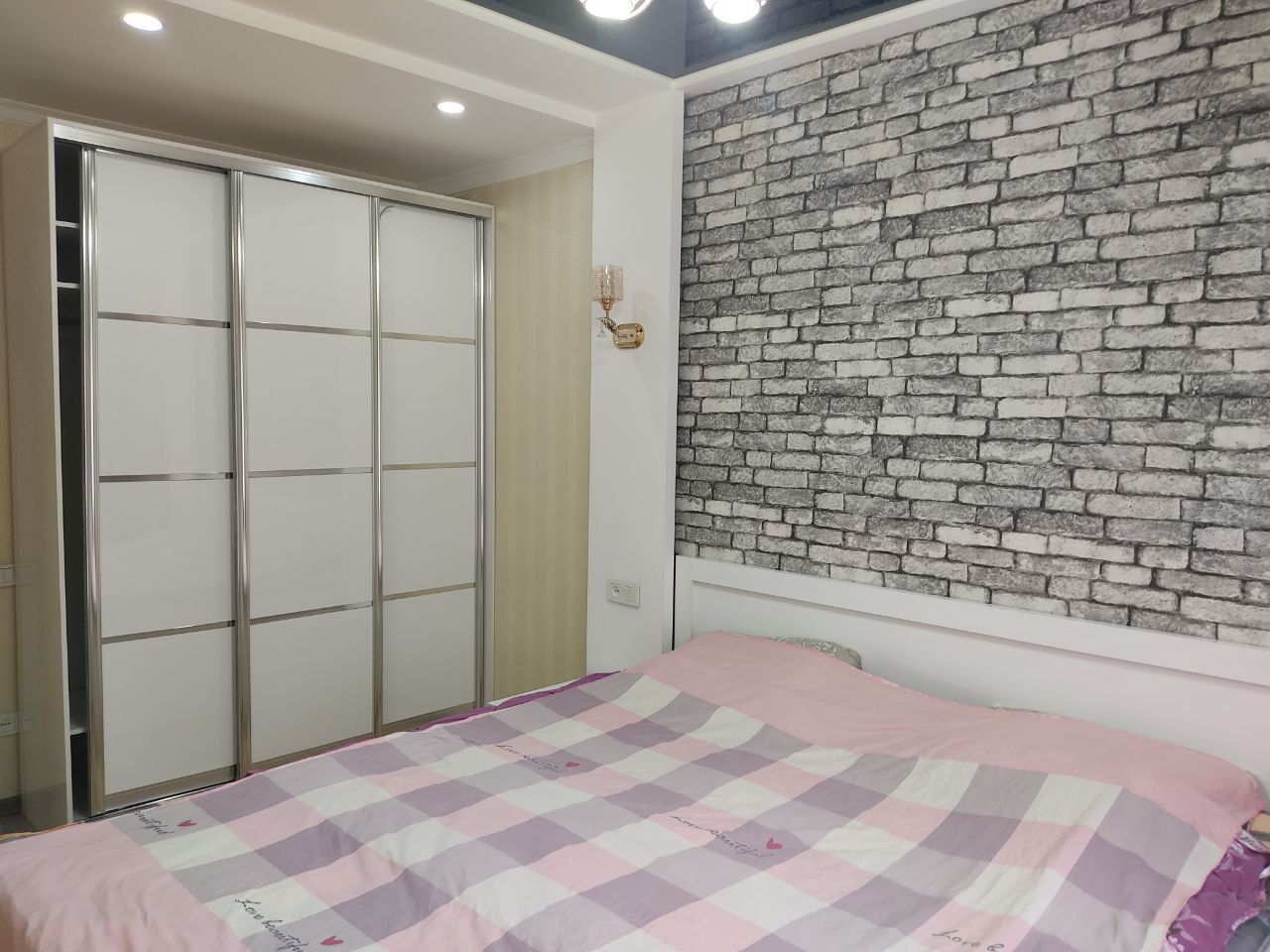 Аренда квартиры. Карасу-1.  2/5/9  60м² Панель