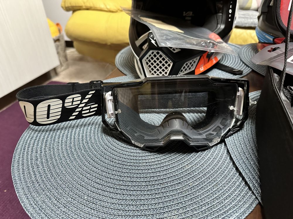 100% ARMEGA goggles + Чанта за съхранение