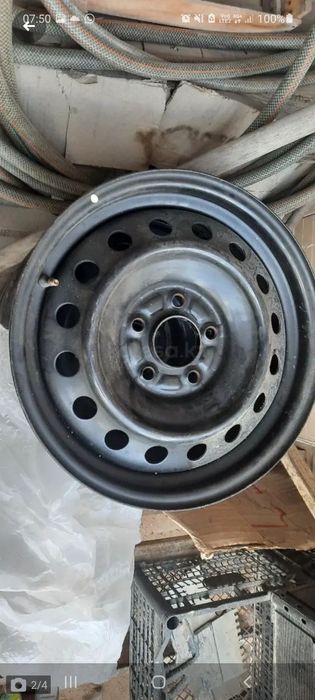 Жаңа дискі бір тал Хюндайға.