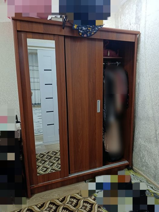 Шкаф купе сотилади + детский шкаф в подарок