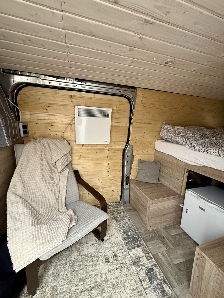 Ford Transit с място за сън