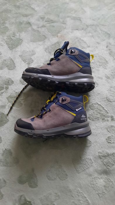 Bocanci de iarna/ drumetie