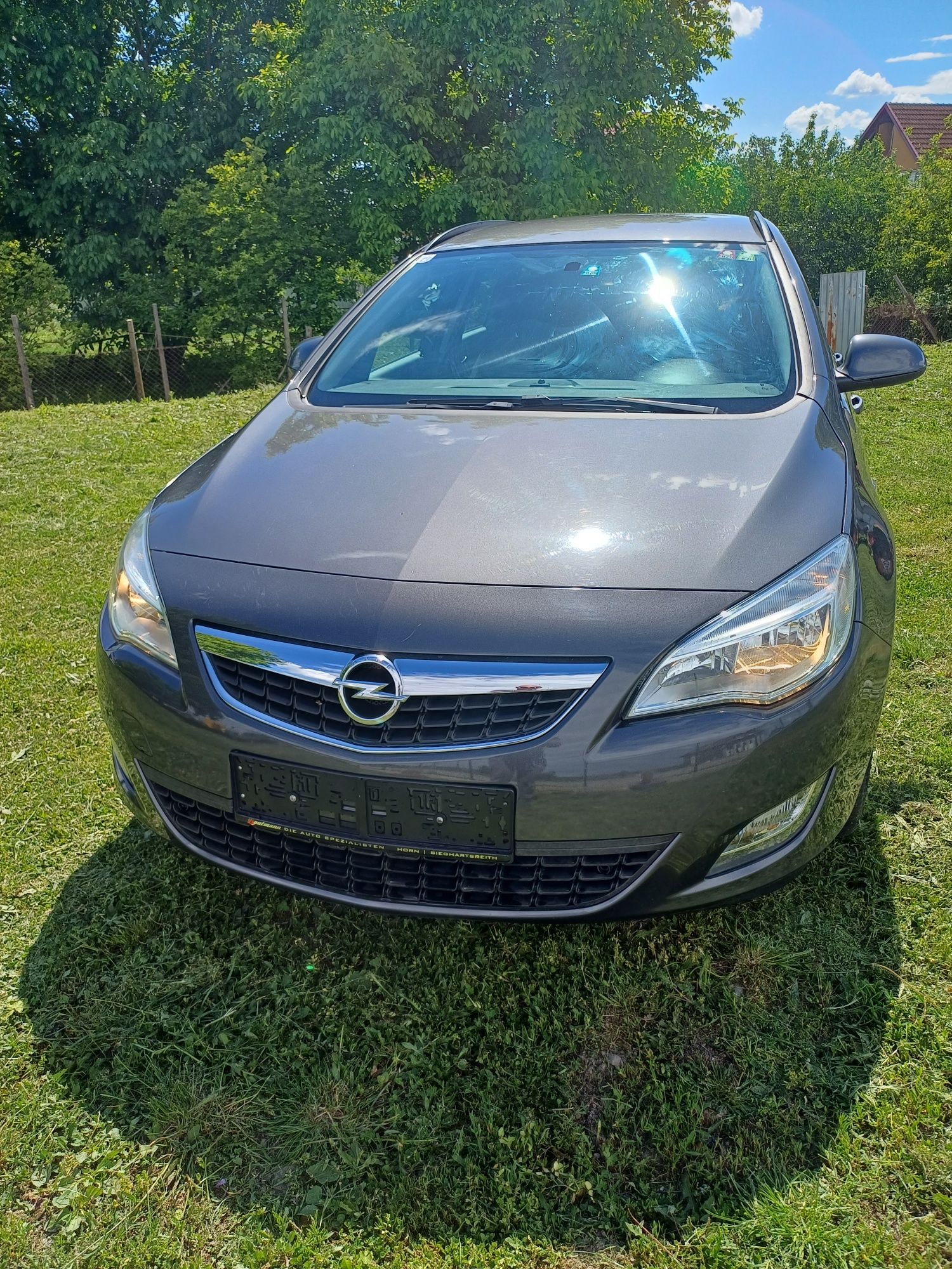 Opel Astra J Sports Tourer Euro 5 , 2012