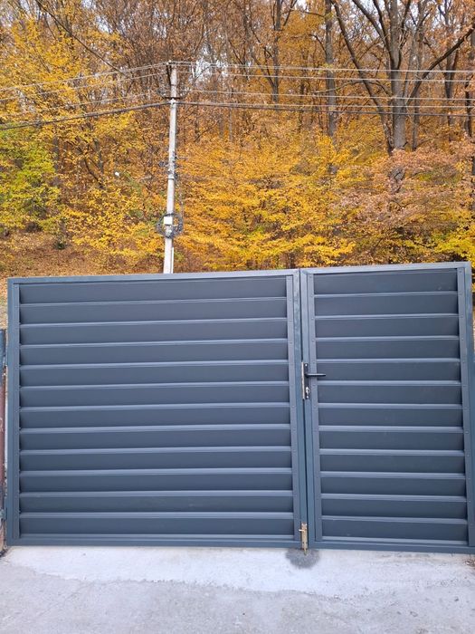 Garduri și porți metalice. Tip Jaluzea, tabla traforată