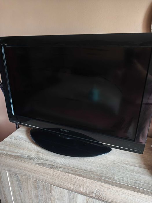 Телевизор 32", Toshiba