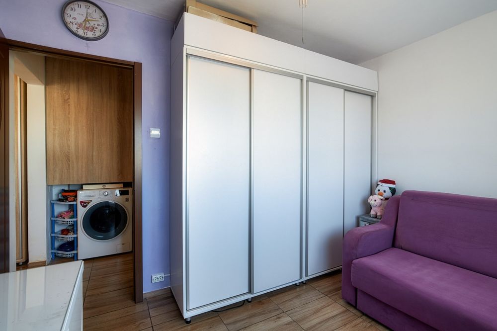 Mobila și instalații sanitare!